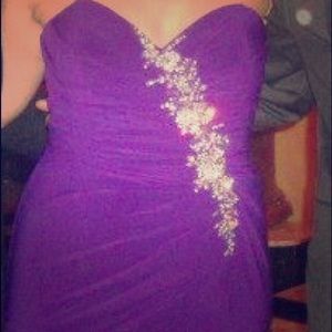 Gorgeous sweetheart cut strapless gown 14 (12)